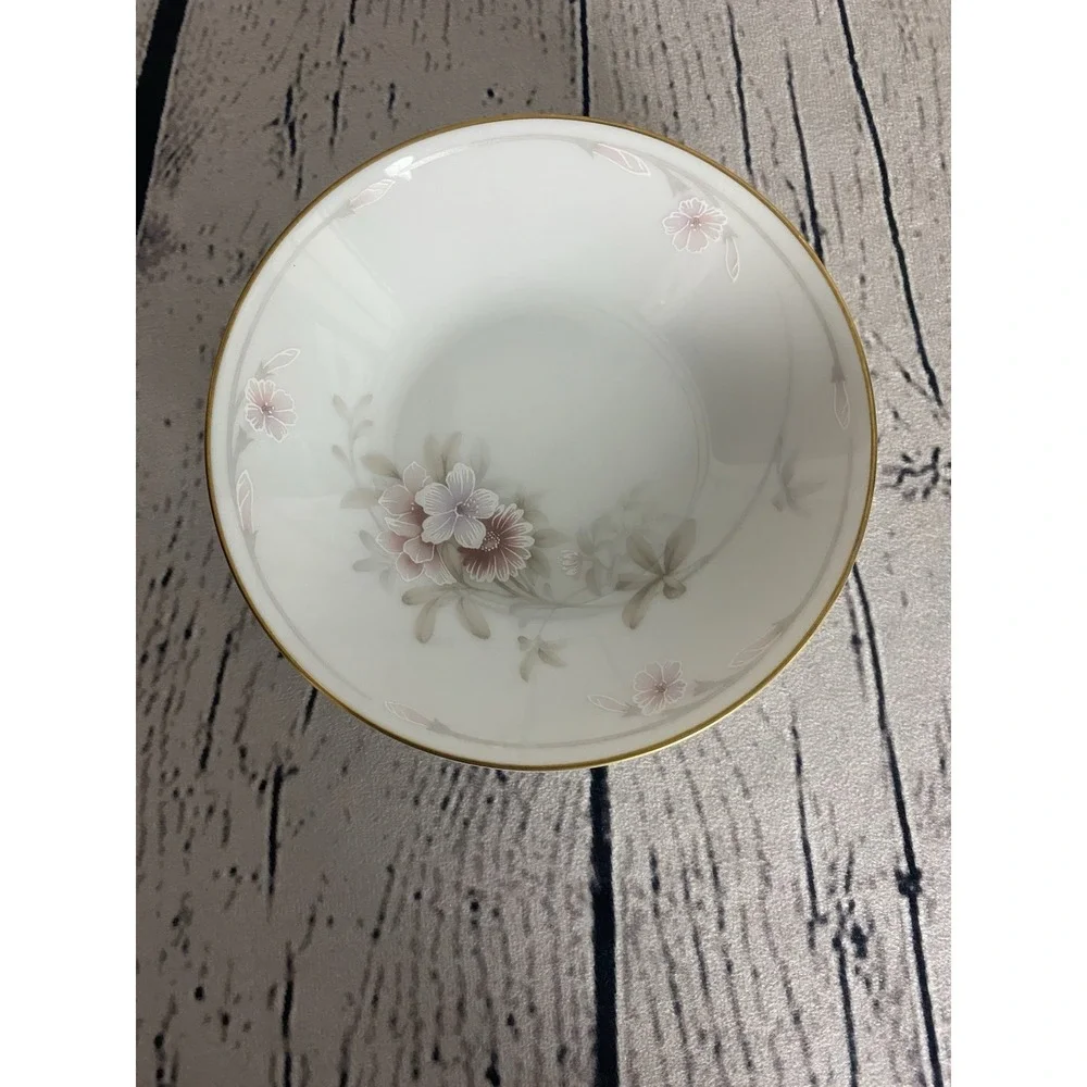 Vintage‎ Legendary By Noritake Shrewsbury 3490 Set Of 3 Berry Bowls 5.5